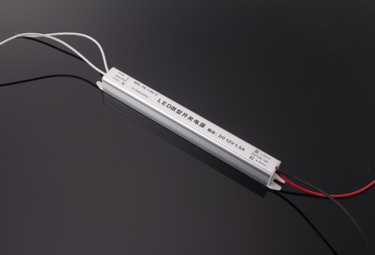 Блок питания ультратонкий  для светодиодной ленты 100Вт 12B 320*18*21мм