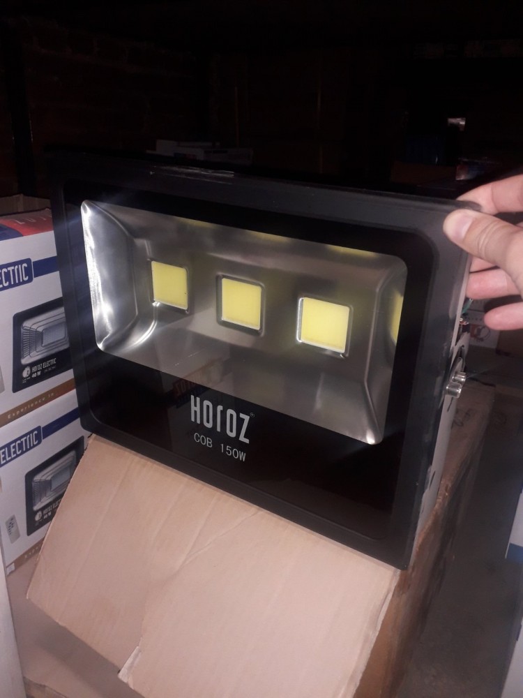 Прожектор HOROZ HL168L 150W 6500K LED черный 068-001-0150