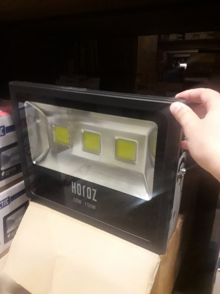 Прожектор HOROZ HL168L 150W 6500K LED черный 068-001-0150