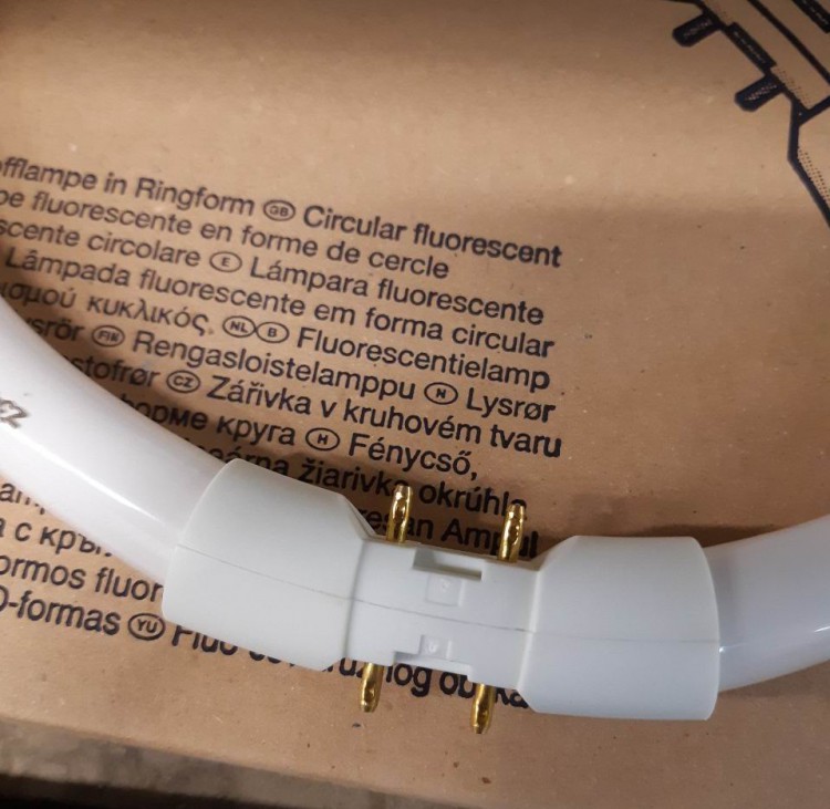 OSRAM люм. FC 22W/827 2G13 T5 теплый свет 2700K