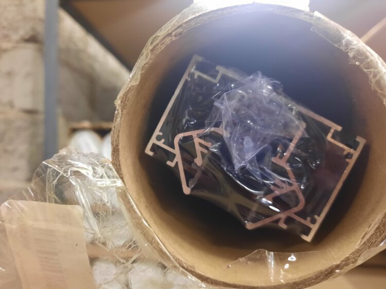 Шинопровод магнитный 3м д/монтажа в натяжной потолок A474306 чёрный